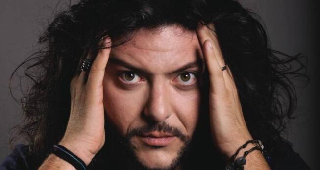 Emiliano Luccisano in scena al Teatro Orione (PA)