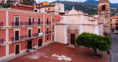 Piazza Cavour a Gioiosa Marea
